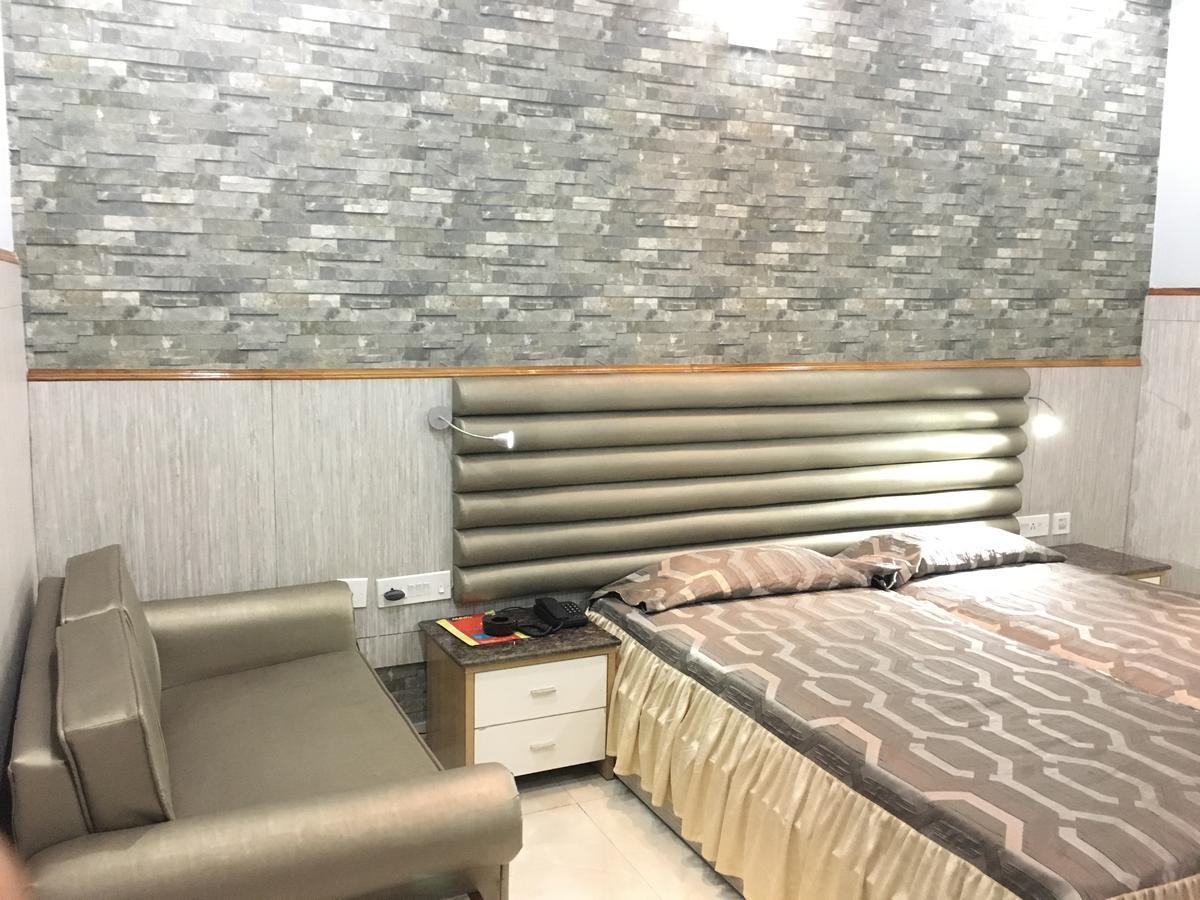 Nalanda Hotel Джамшедпур Екстериор снимка