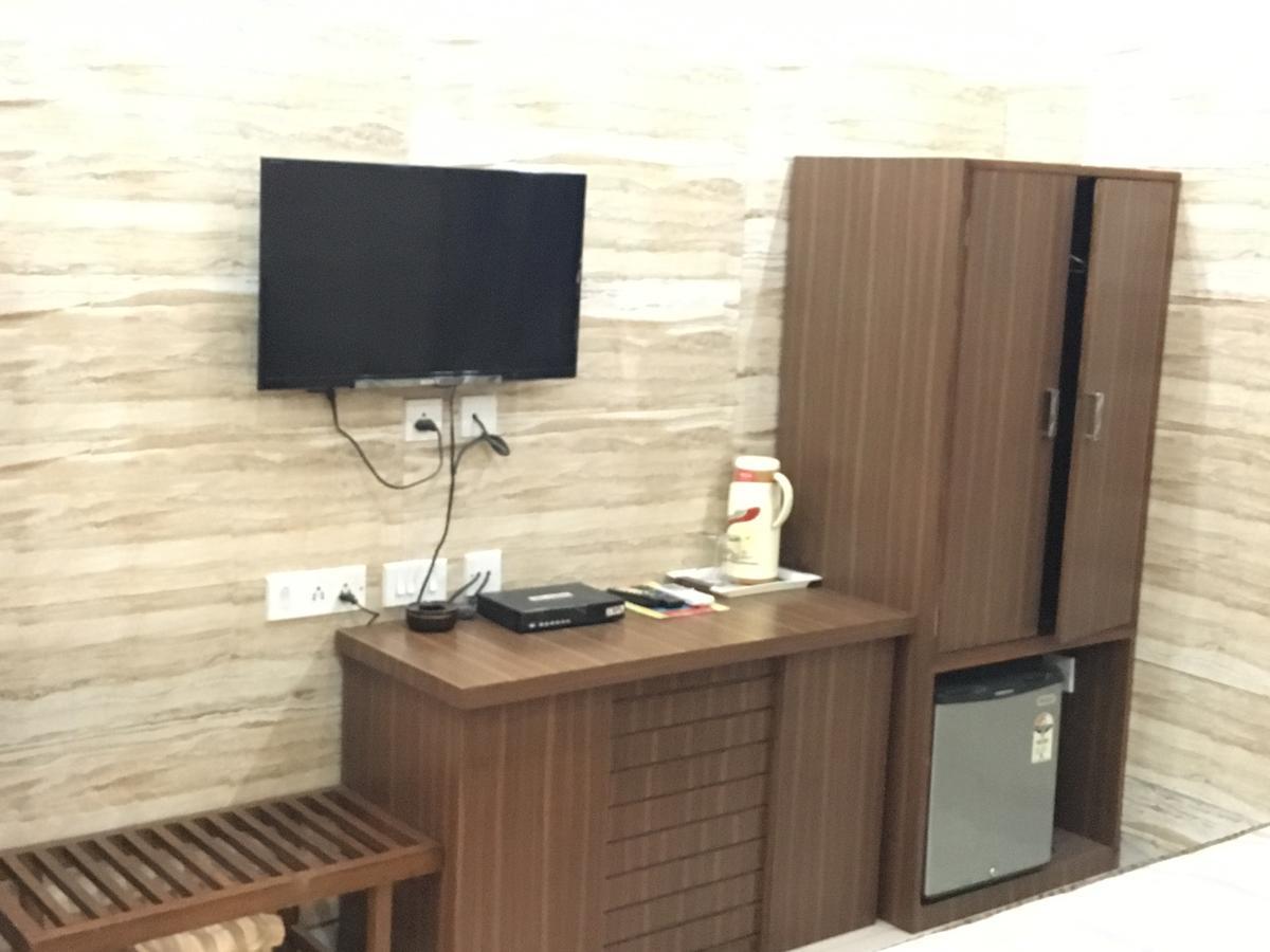 Nalanda Hotel Джамшедпур Екстериор снимка
