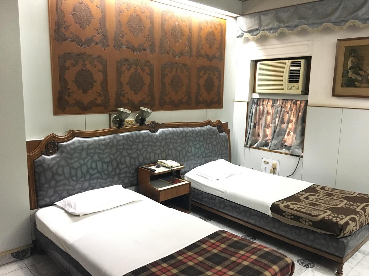 Nalanda Hotel Джамшедпур Екстериор снимка